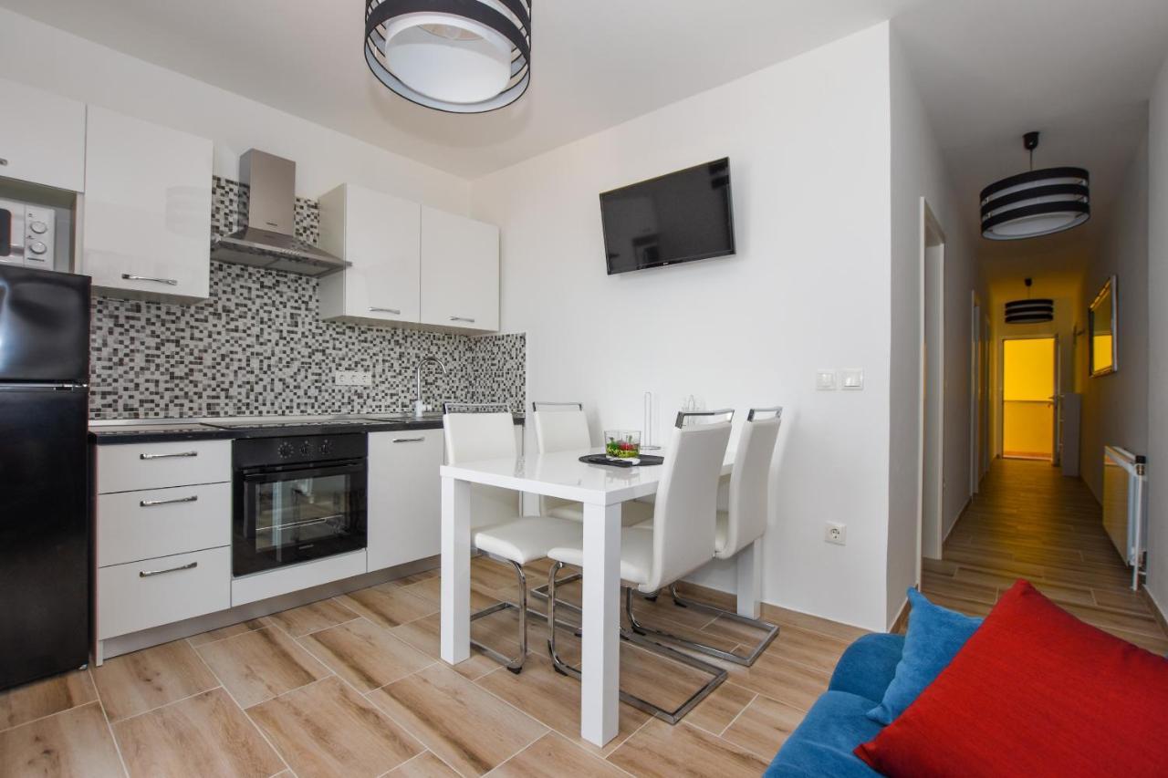 Apartmani Plazibat Mandre Exteriér fotografie