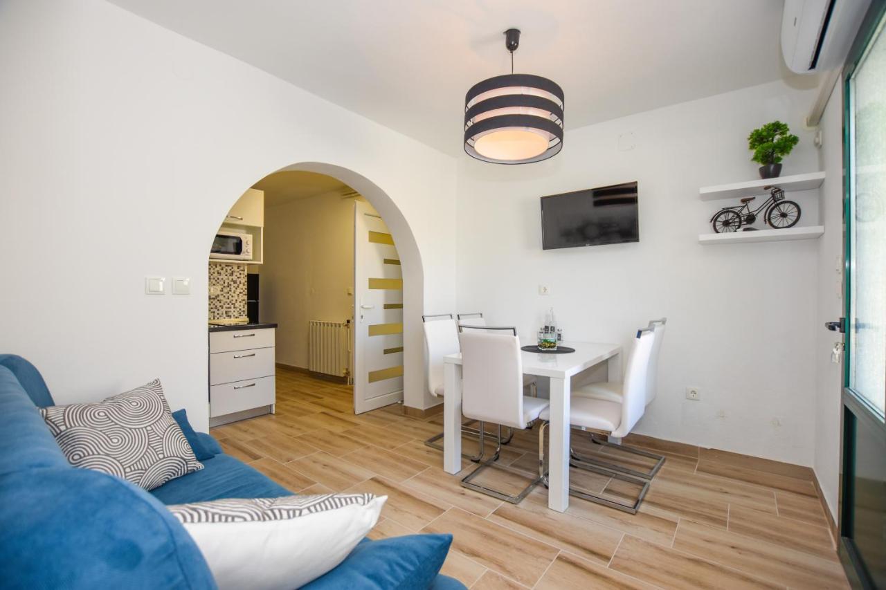 Apartmani Plazibat Mandre Exteriér fotografie